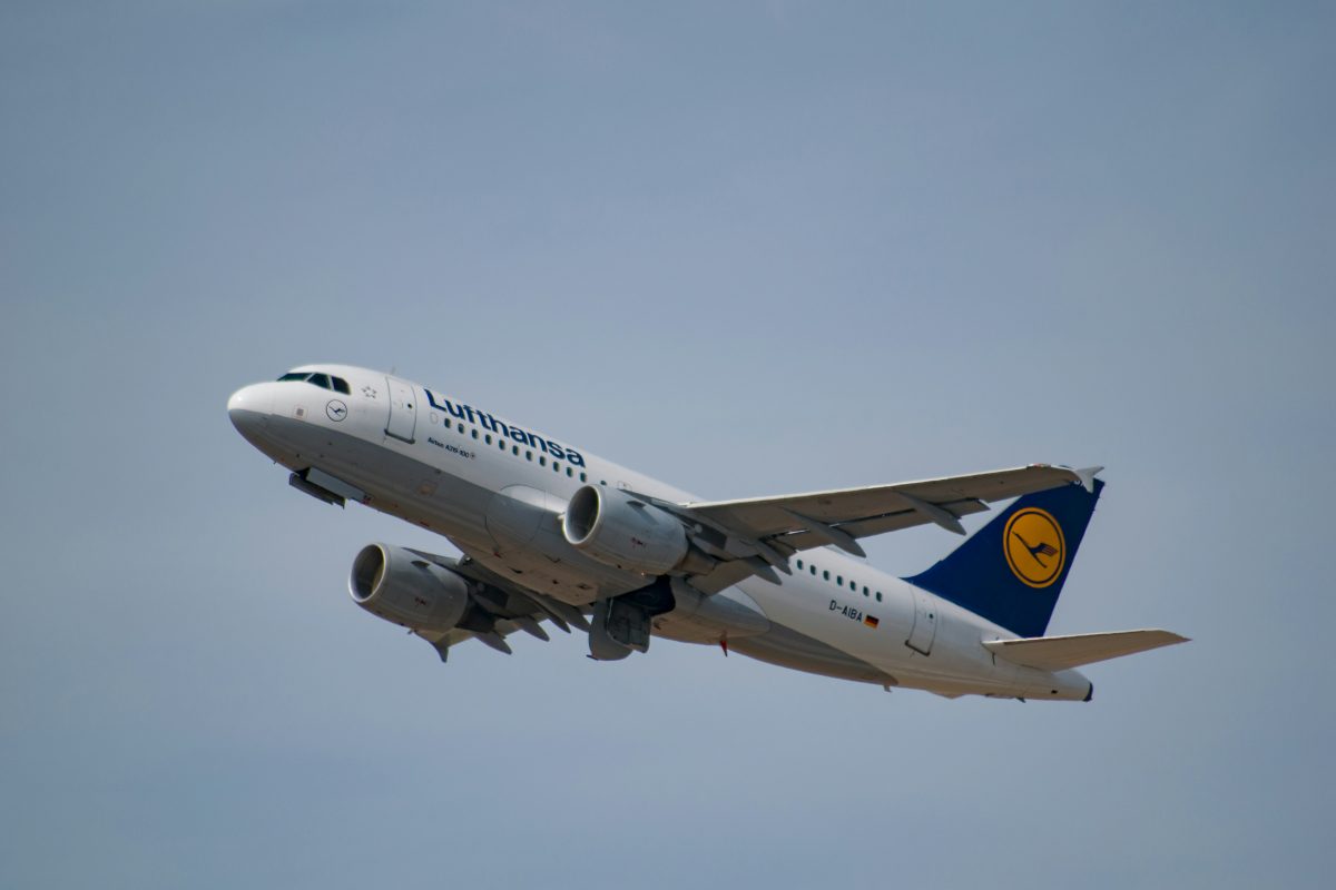 lufthansa testa limpeza reduzida